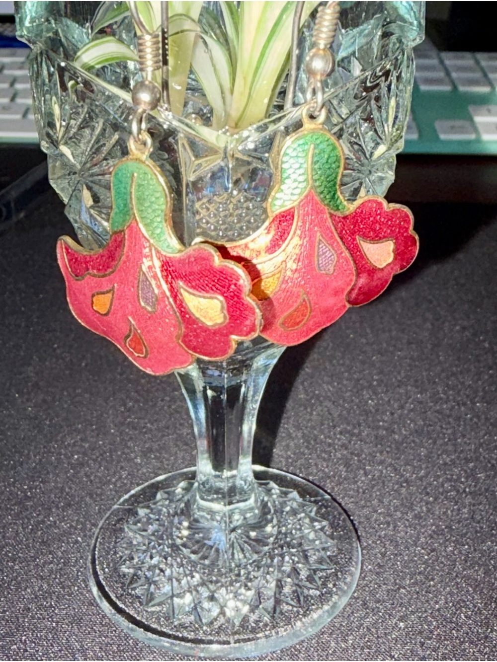 Vintage 1980s Sea Gems SG Cloisonné Flower Dangle Earrings Enamel